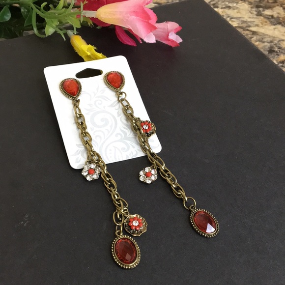 Antique Gold & Flower Dangle Earrings - Picture 1 of 8